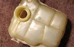 расширительный бачок для Opel Astra J Хэтчбек 2009-2017