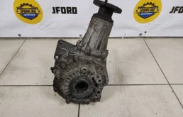 Редуктор переднего моста для Kia Sorento 2011 года на фотографиях