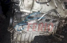 Двигатель без навесного для Porsche Cayenne 2008 года на фотографиях