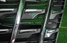 Решетка радиатора для Toyota Alphard на фотографиях