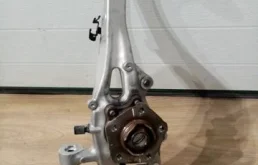 Кулак передний левый для Audi Q7 4M 2015+