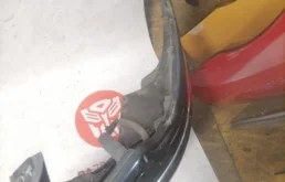 Бампер для Volkswagen Touran 2006 года на фотографиях