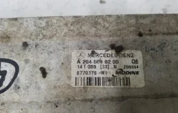 Интеркулер для Mercedes-Benz C class 2012 года на фотографиях