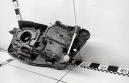 Фара ксенон левая для Volkswagen Touareg 2021 года на фотографиях