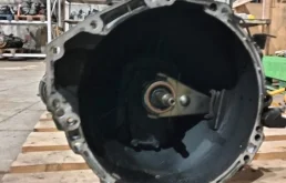 МКПП для Kia Carnival 2002 года на фотографиях