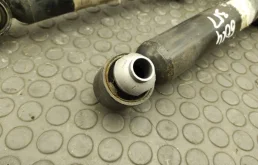 Пружина амортизатора задняя для BMW 5er 2012 года на фотографиях