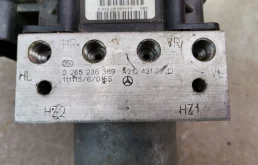 Блок ABS для Mercedes-Benz E class 2015 года на фотографиях