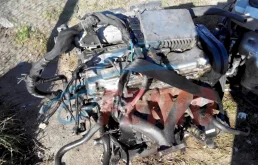 Двигатель без навесного для Dodge Caravan на фотографиях