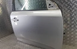 Дверь передняя правая для Kia Ceed 2008 года на фотографиях