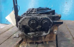 ГБЦ для Nissan Navara 2005 года на фотографиях