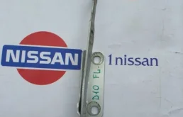 Петля капота левая для Nissan Terrano D10 2014-2022