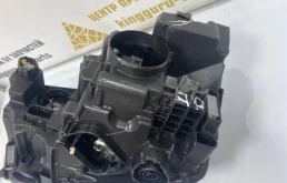 Фара ксенон левая для Skoda Rapid 2023 года на фотографиях