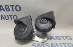 Звуковой сигнал для Volvo XC90 2005 года на фотографиях