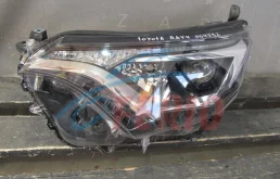 Фары для Toyota RAV4 2018 года на фотографиях