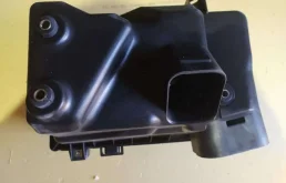 Корпус воздушного фильтра для Toyota Corolla на фотографиях