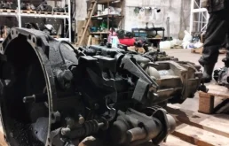 МКПП для Kia Carnival 2002 года на фотографиях