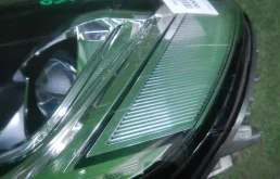 Фары для Volkswagen Touareg 2015 года на фотографиях