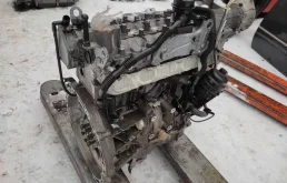 Двигатель без навесного для Mercedes-Benz GLA class на фотографиях