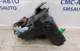 CEM Центральный электронный модуль для Volvo XC90 2011 года на фотографиях