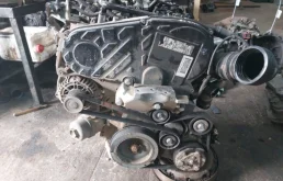 Двигатель для Opel Insignia 2017 года на фотографиях