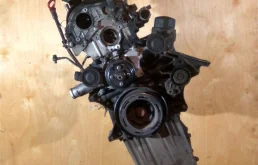 Двигатель без навесного для Mercedes-Benz Vito на фотографиях