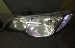 Фара левая для Honda Civic на фотографиях