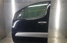 Двери для Citroen Berlingo 2002 года на фотографиях