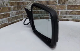 Стекла и зеркала для Jeep Grand Cherokee на фотографиях