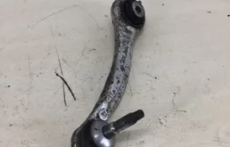 Рычаг задний левый нижний для BMW X6 на фотографиях