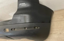 Бампер задний для Volkswagen Touareg 2004 года на фотографиях