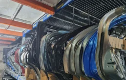 Двери Ниссан