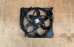 Вентилятор радиатора охлаждения ДВС для BMW X3 2008 года на фотографиях