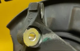 Кулак поворотный правый для Mercedes-Benz E class на фотографиях