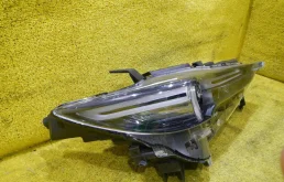 Фары для Mazda CX 5 2018 года на фотографиях