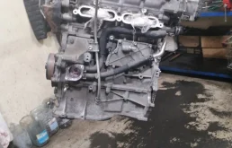 Двигатель для Toyota RAV4 2013 года на фотографиях