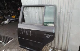 Дверь задняя левая для Volkswagen Touran 2009 года на фотографиях