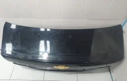 Крышка багажника для Chevrolet Aveo на фотографиях