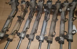 Рулевая рейка для Opel Astra 1999 года на фотографиях