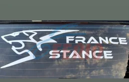 Фирменные наклейки