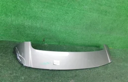 Молдинг двери задний левый для Toyota RAV4 2015 года на фотографиях