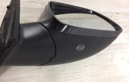Зеркало боковое правое для Audi Q7 2008 года на фотографиях