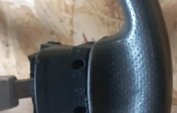 Руль для Nissan Pathfinder на фотографиях