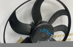 Вентилятор радиатора охлаждения ДВС для Skoda Rapid 2015 года на фотографиях