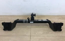 Фаркоп для Volkswagen Touareg 2024 года на фотографиях