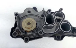 Насос охлаждающей жидкости ДВС(Помпа) для Skoda Rapid 2019 года на фотографиях