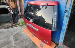 Крышка багажника для Ford Explorer на фотографиях