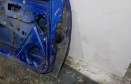 Двери для Citroen Berlingo 2002 года на фотографиях