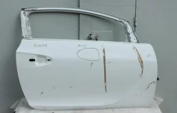 Дверь передняя правая для Opel Astra J GTC 2009-2017