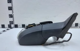 Зеркало боковое правое для Skoda Rapid 2018 года на фотографиях