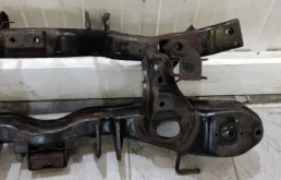 Задний подрамник для Mazda CX 7 на фотографиях